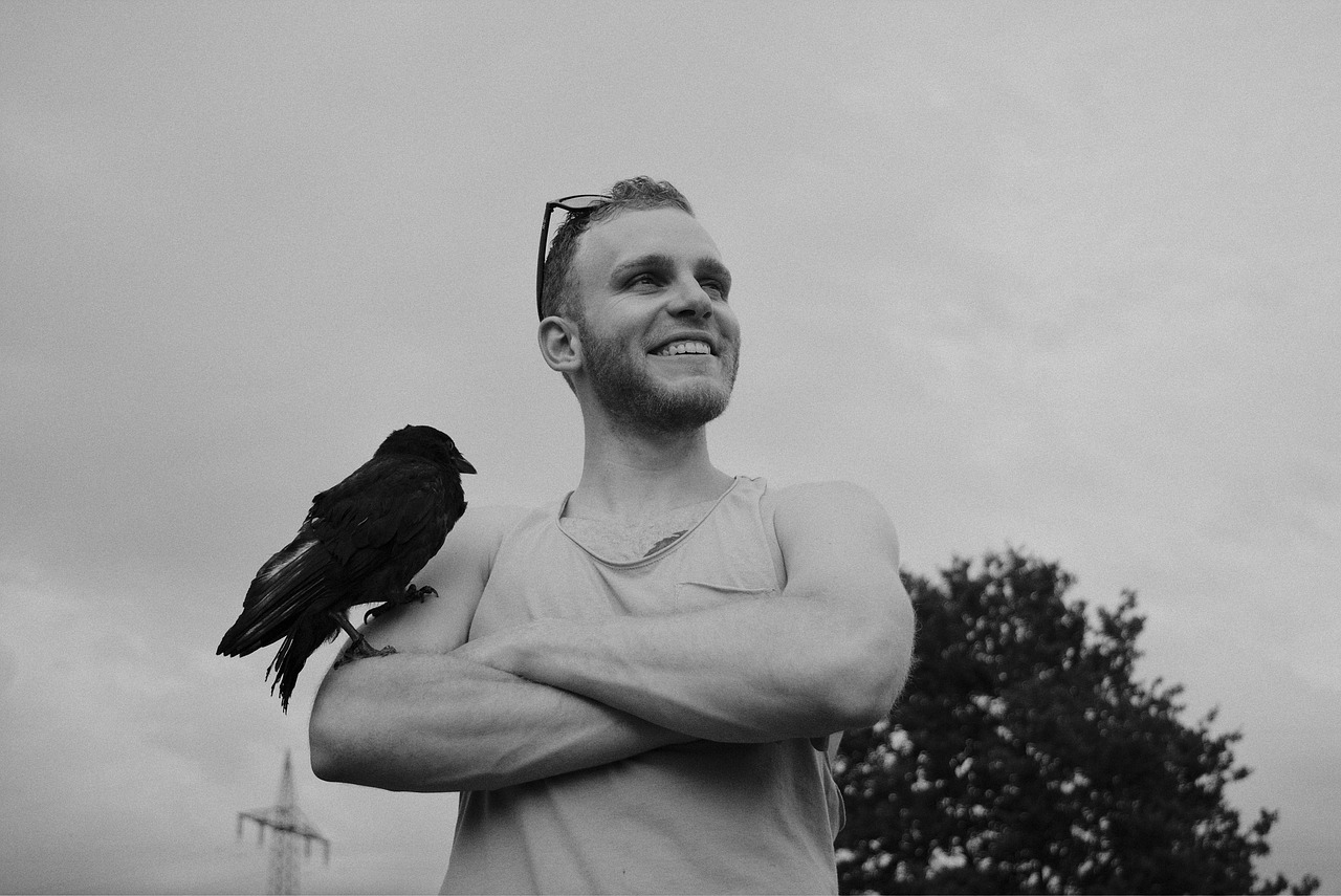 services-02 boy, bird, crow, black, white, top, outdoor, pirate, nature, entrepreneurship, entrepreneurship, entrepreneurship, entrepreneurship, entrepreneurship, entrepreneurship